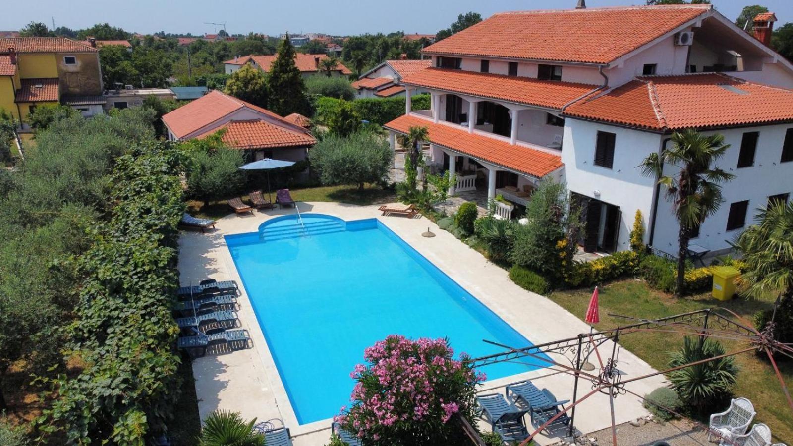 Apartments Aurelia Nova Vas  Eksteriør billede