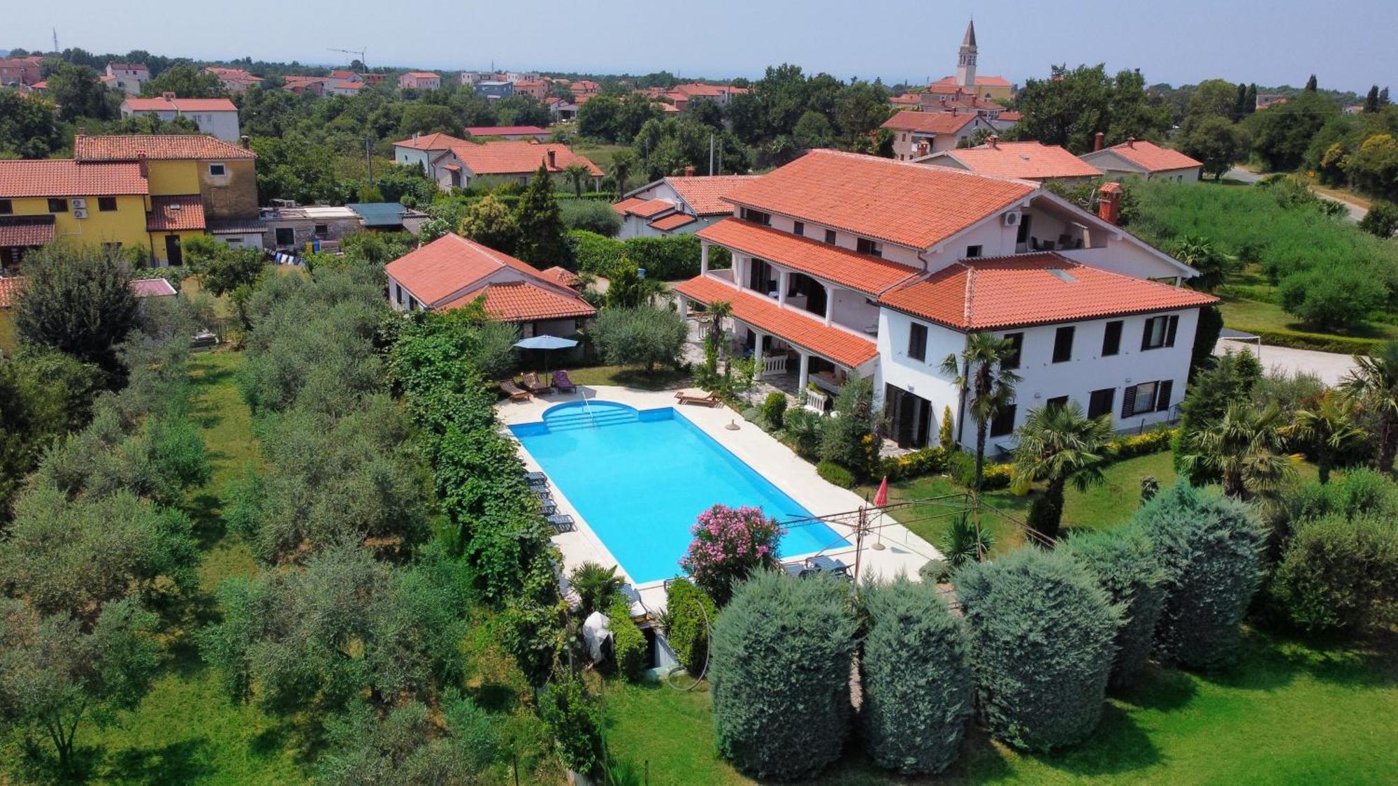 Apartments Aurelia Nova Vas  Eksteriør billede