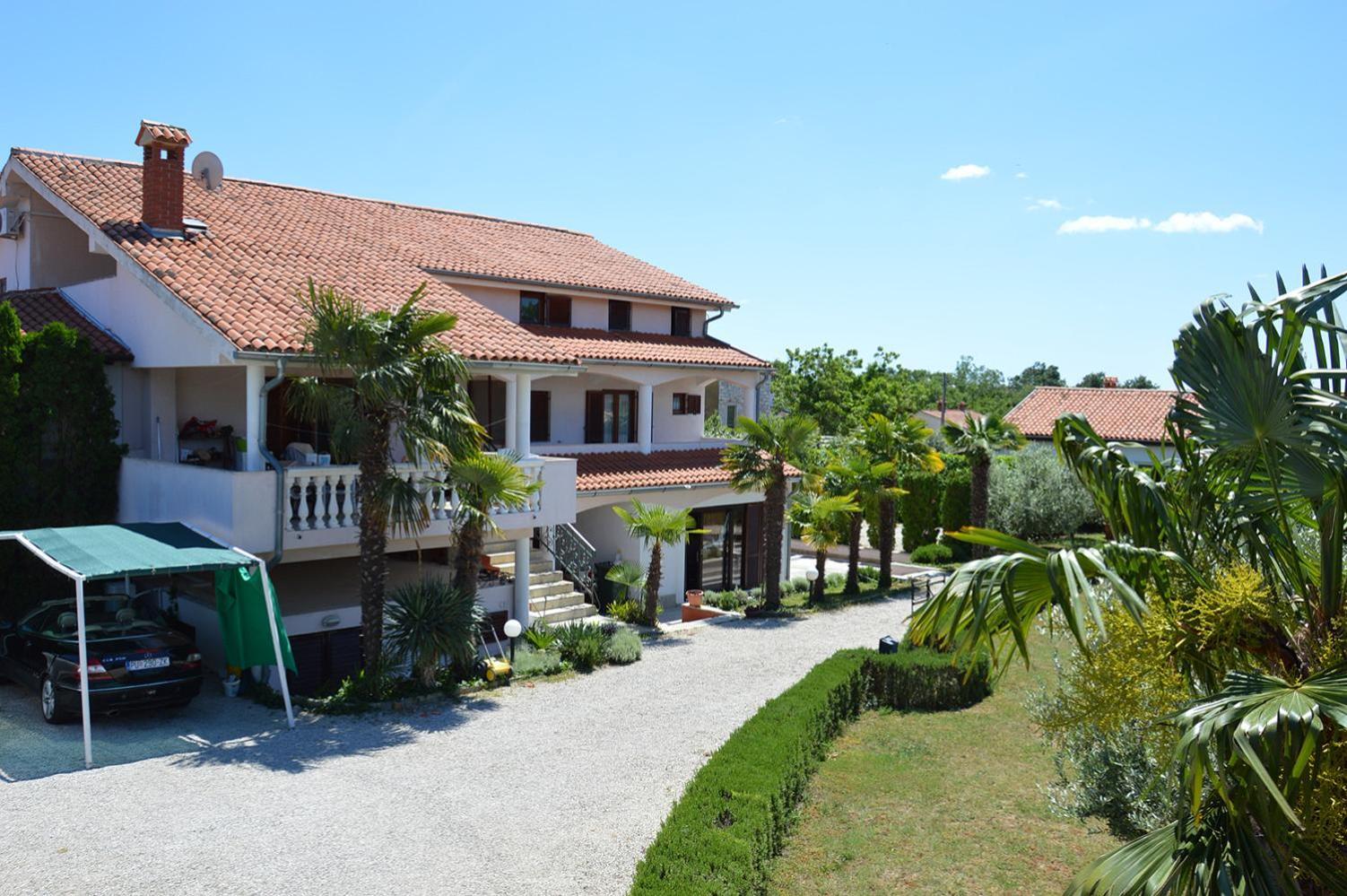 Apartments Aurelia Nova Vas  Eksteriør billede