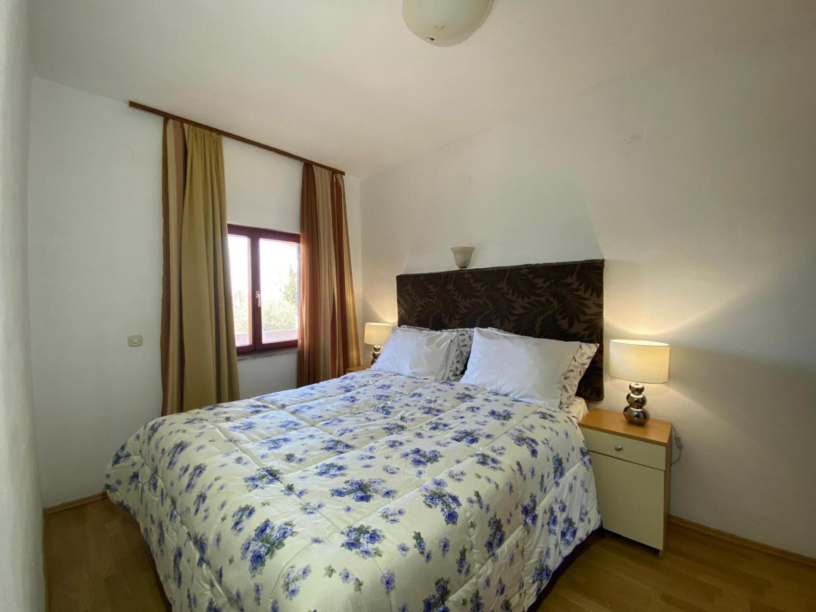 Apartments Aurelia Nova Vas  Eksteriør billede